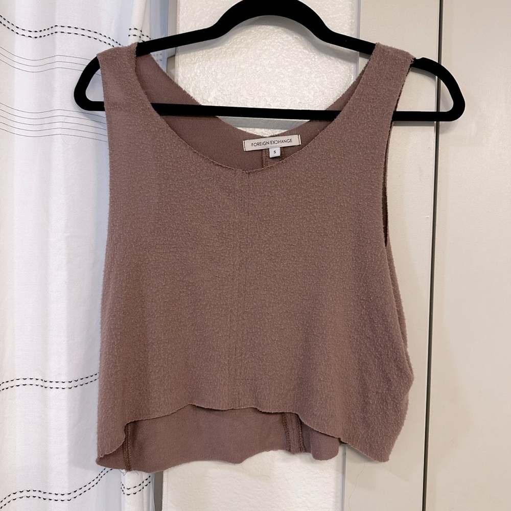 Tank- crop